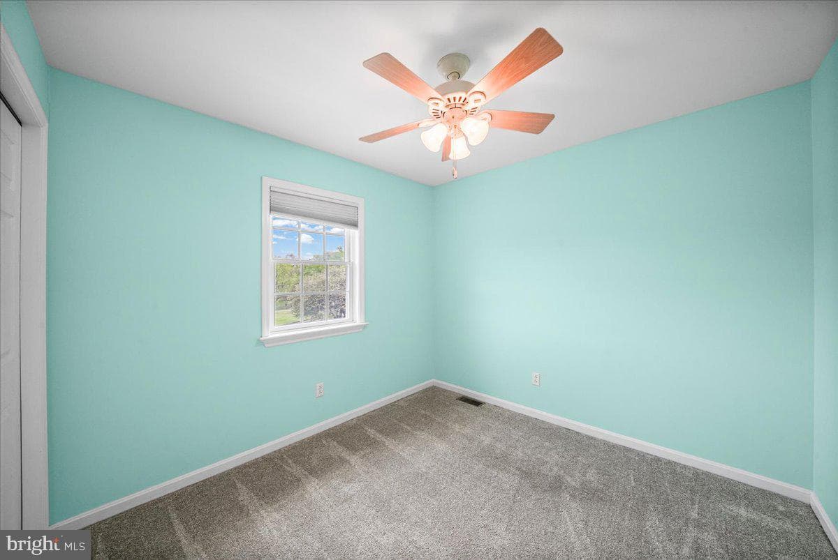 684 Waterway Road photo 19