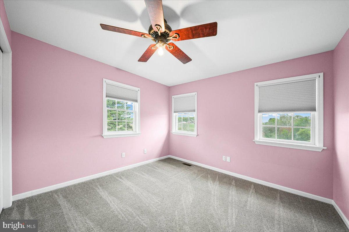 684 Waterway Road photo 22