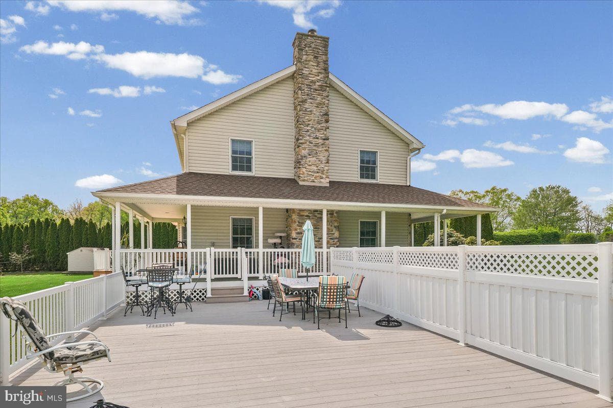 684 Waterway Road photo 34