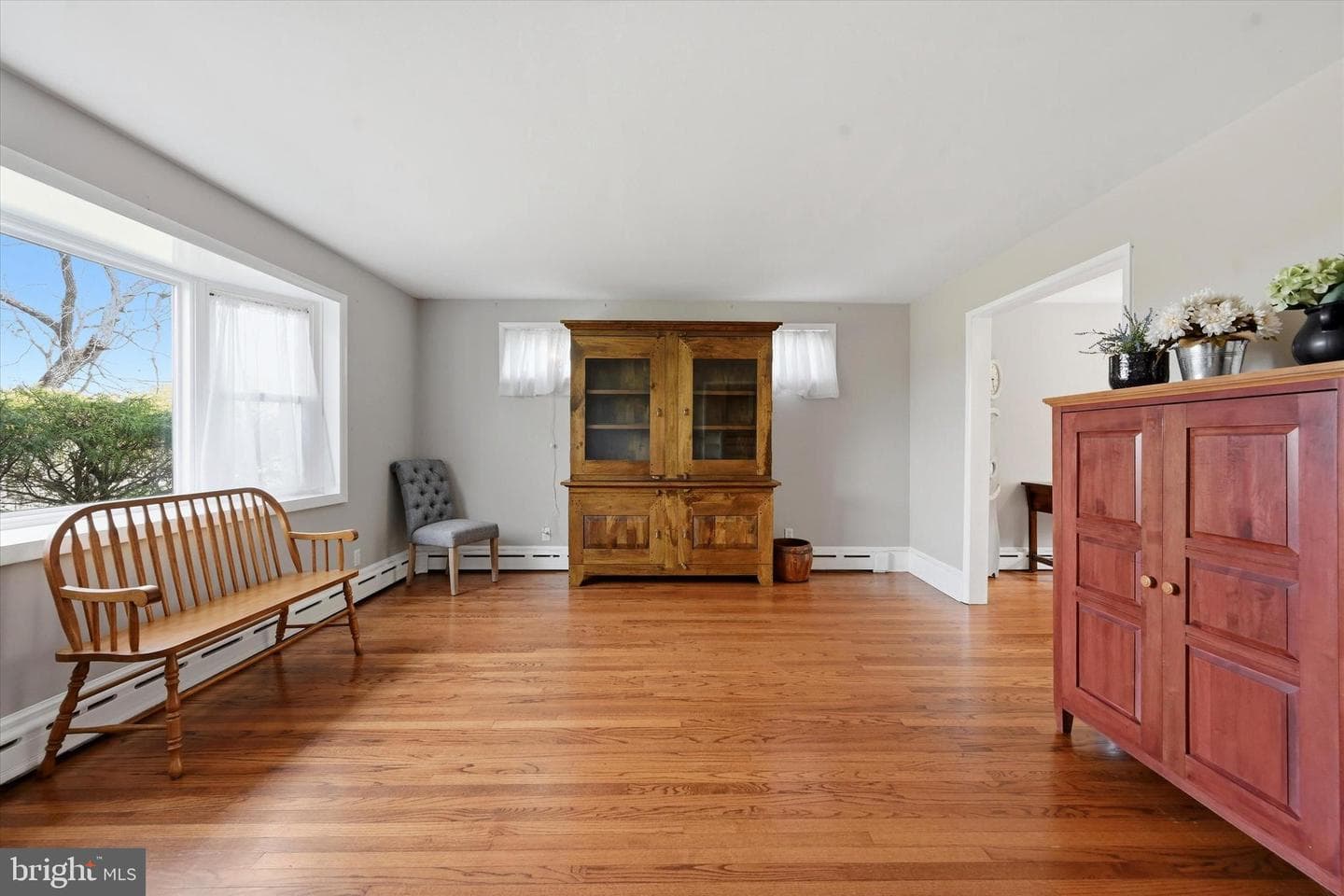 351 Moore Road photo 8
