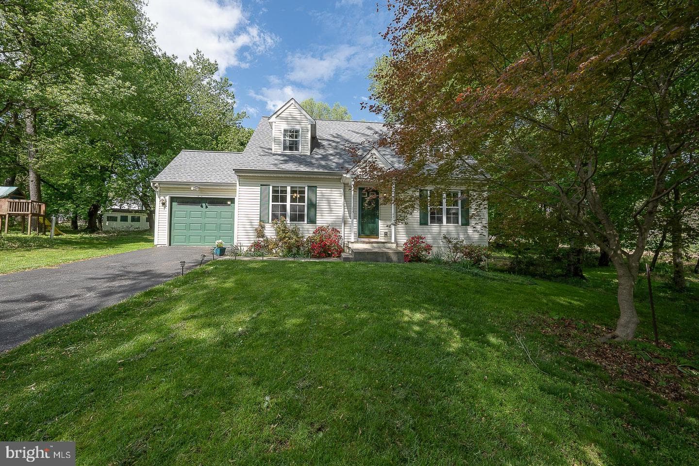 101 Clearfield Lane photo 2