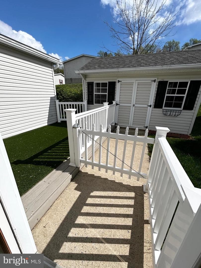 548 Conestoga Drive photo 26