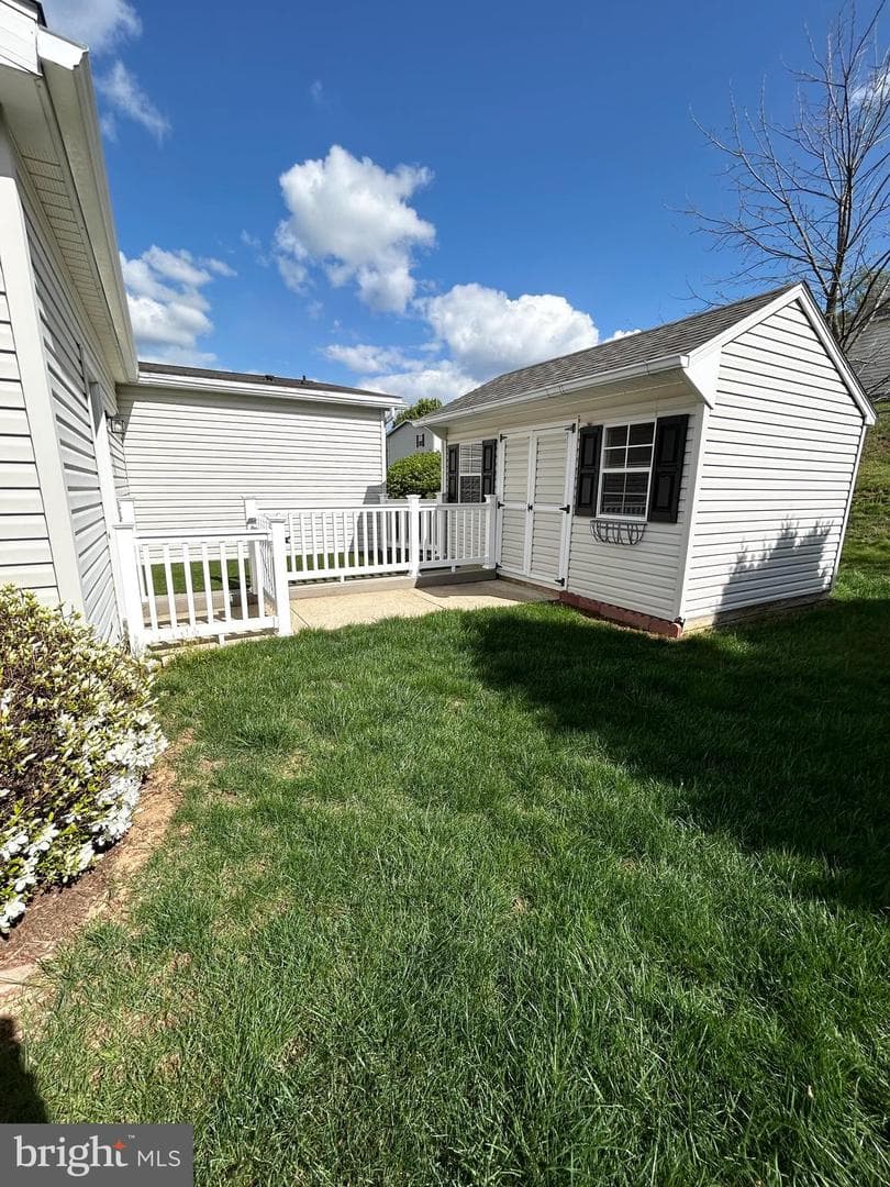 548 Conestoga Drive photo 27