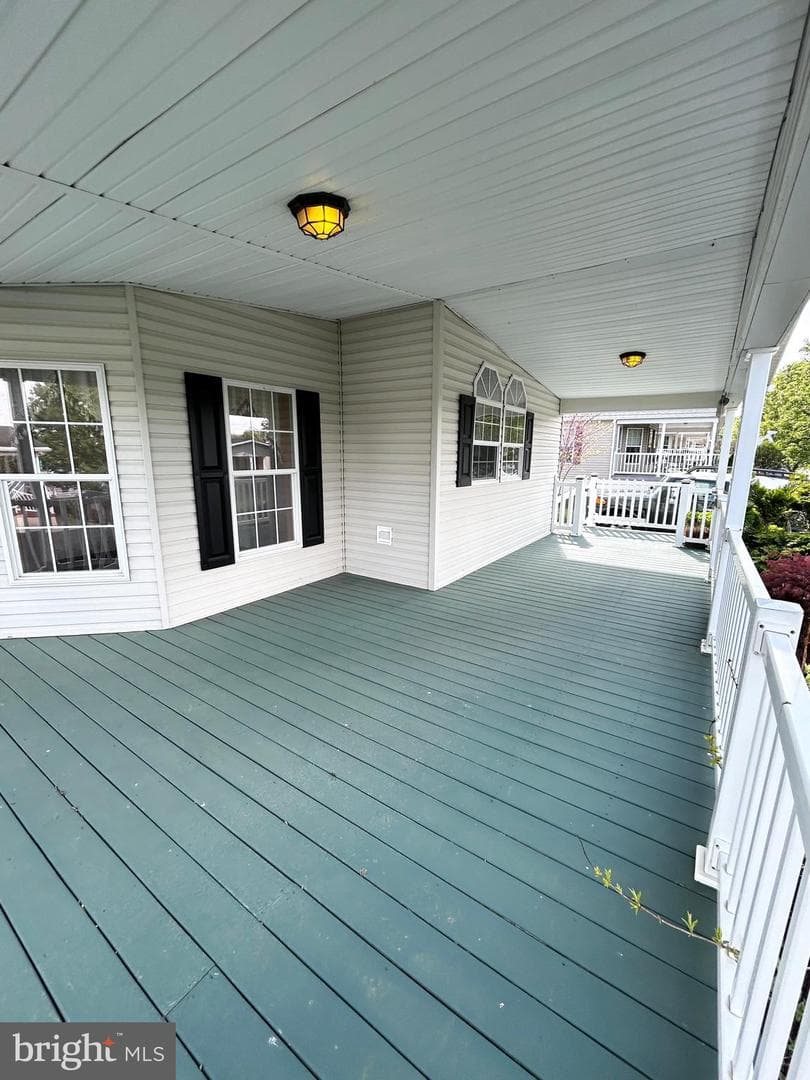 548 Conestoga Drive photo 4