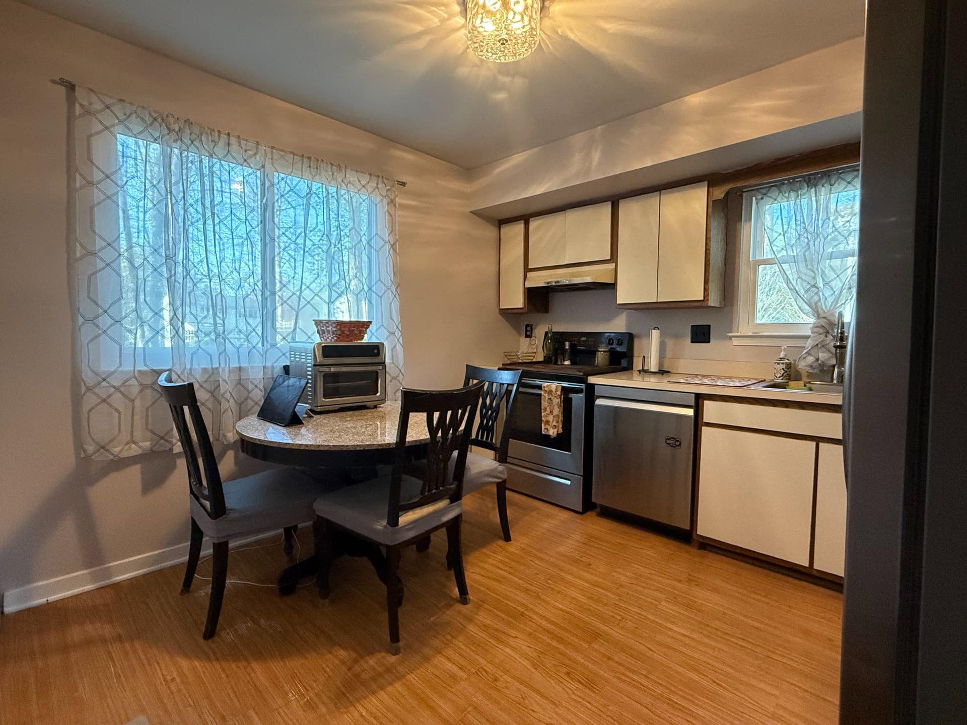 711 Marple Drive photo 10