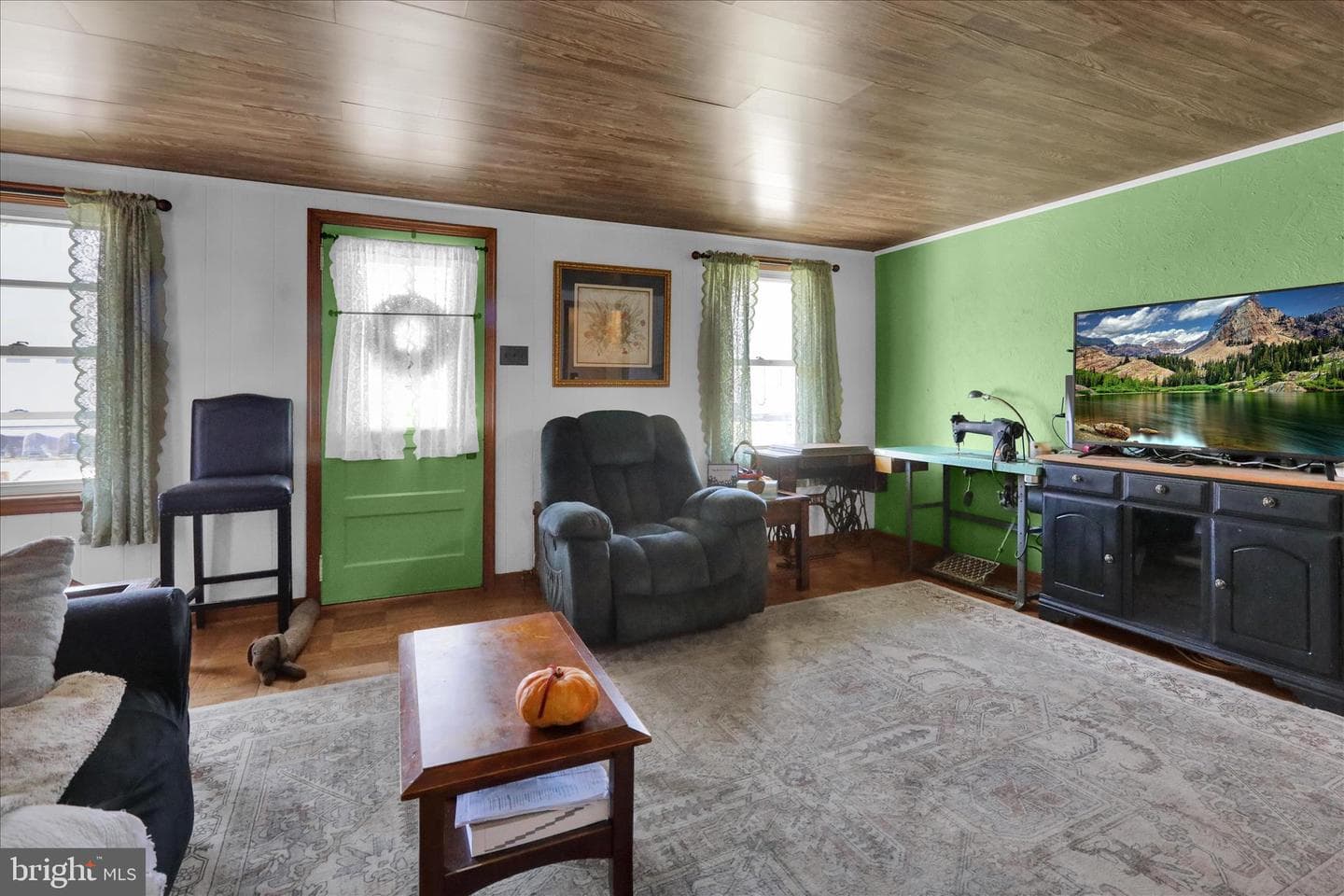 451 James Street photo 5