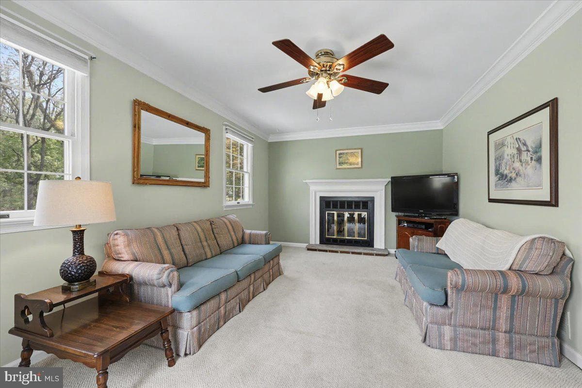 118 Carrie Lane photo 13