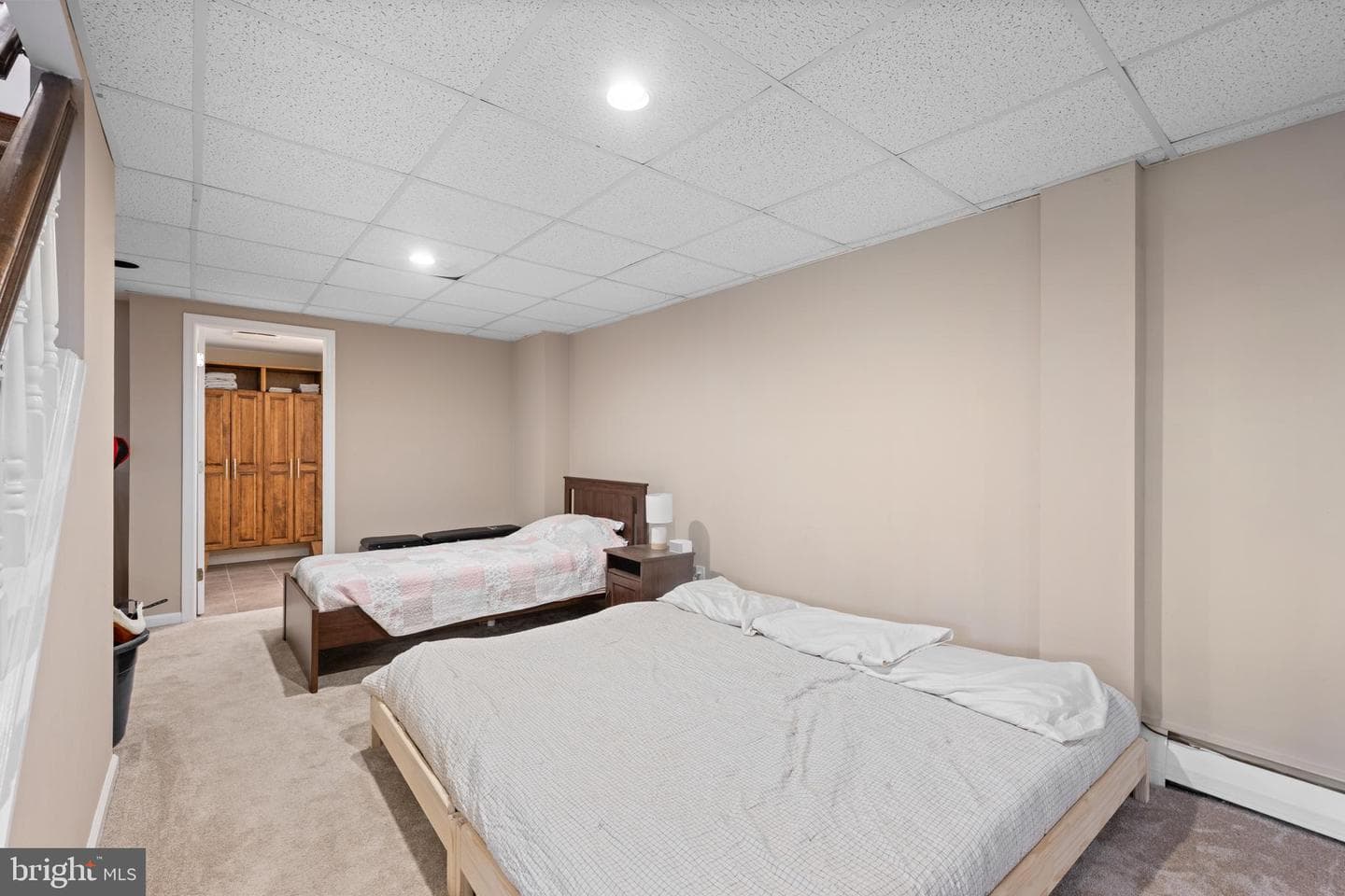 11 Foxchase Road photo 56