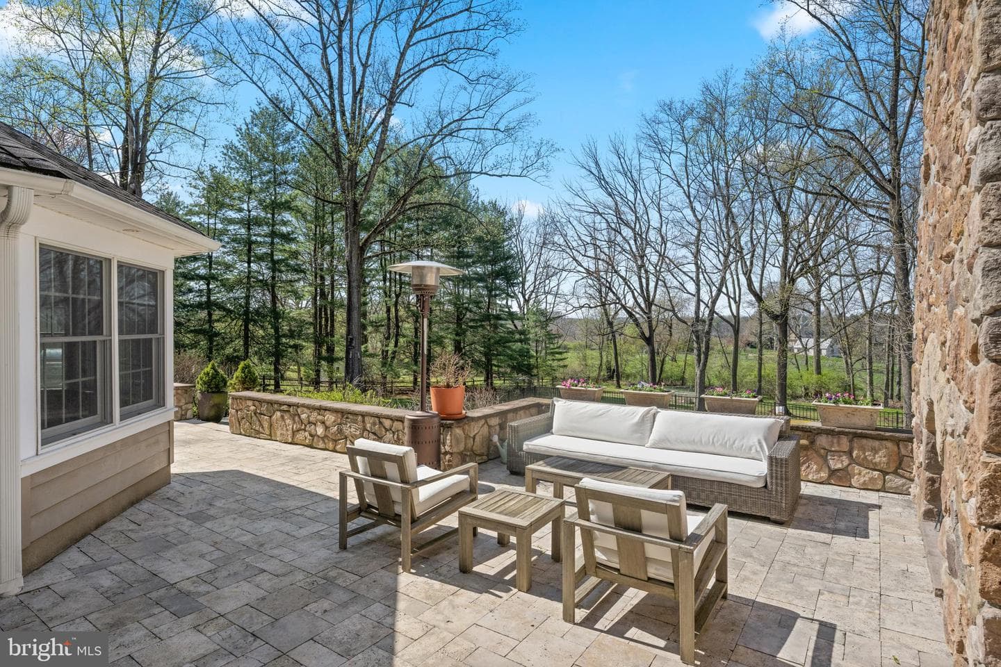 11 Foxchase Road photo 66