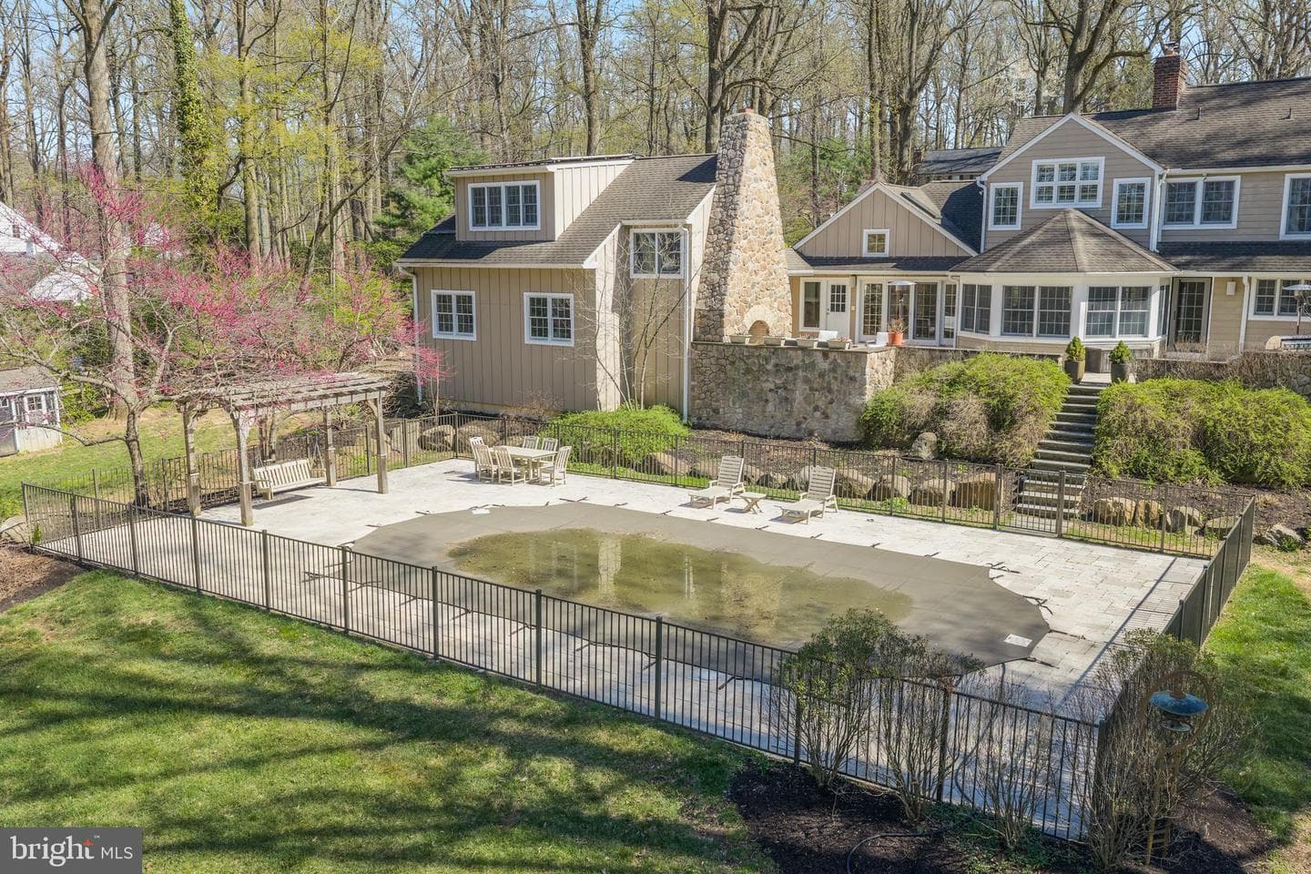 11 Foxchase Road photo 71