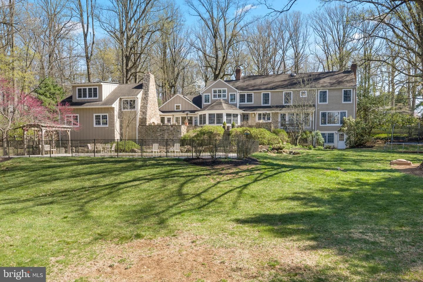 11 Foxchase Road photo 72