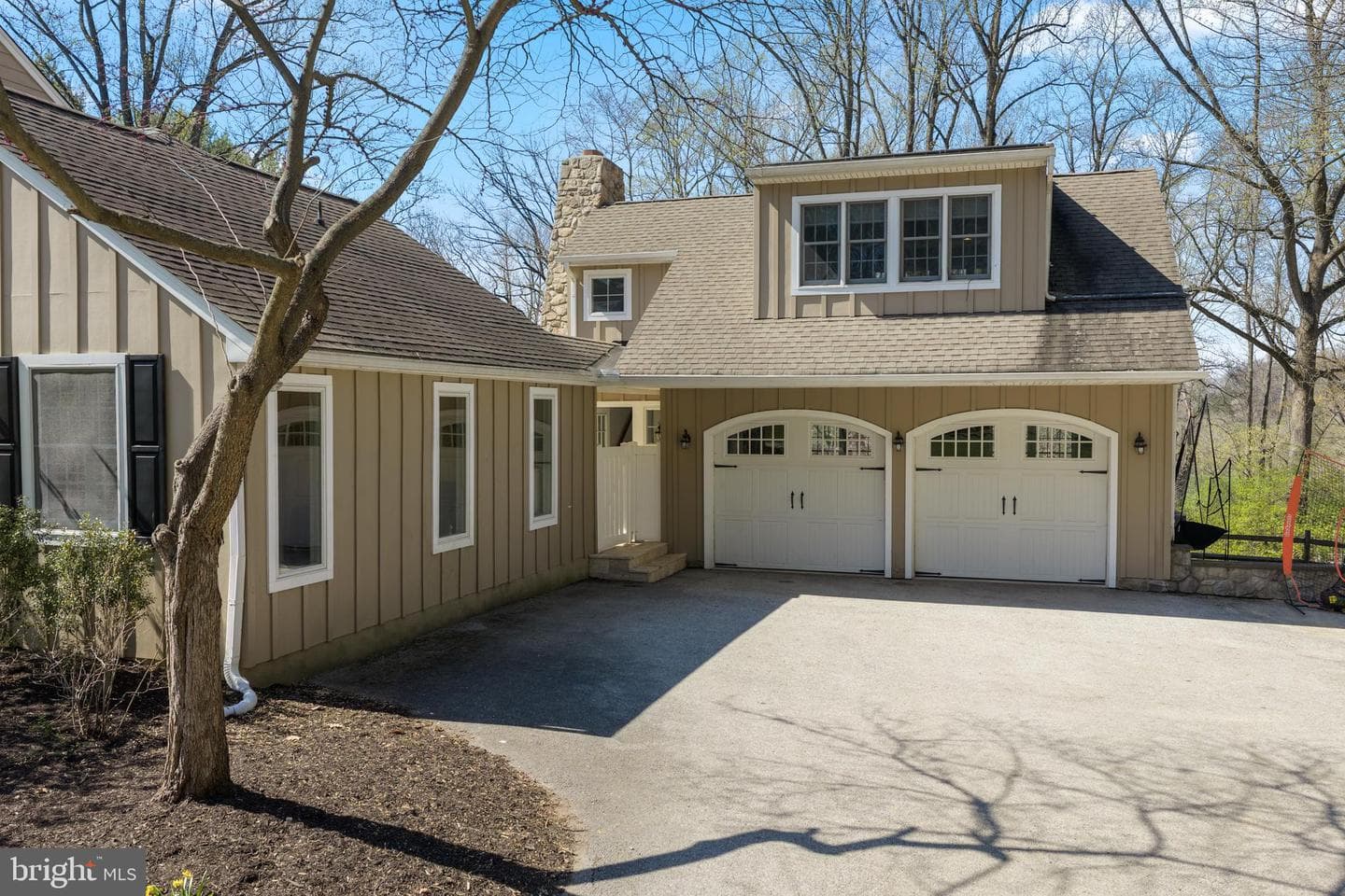 11 Foxchase Road photo 76