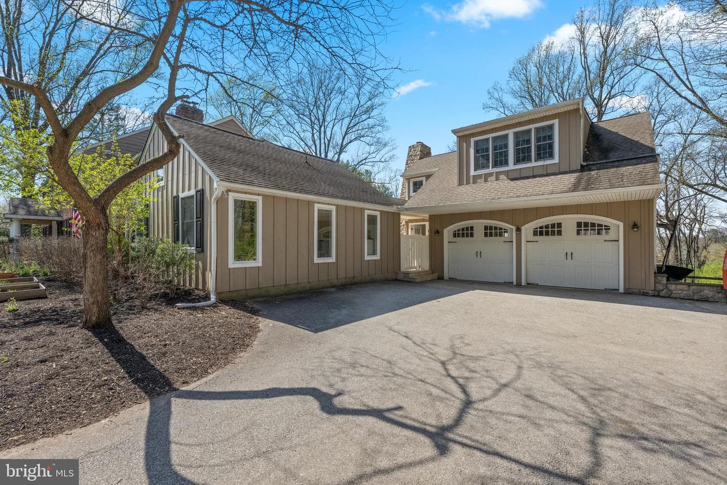 11 Foxchase Road photo 77