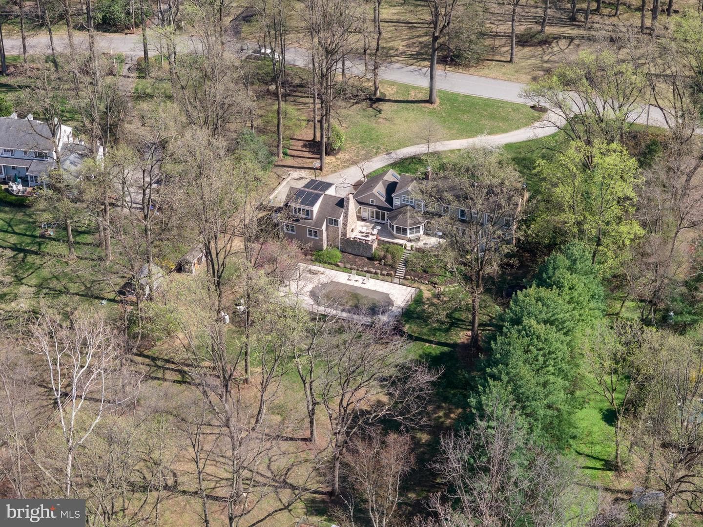 11 Foxchase Road photo 78