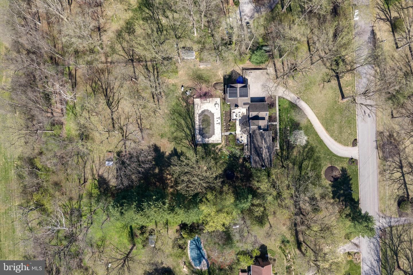 11 Foxchase Road photo 80