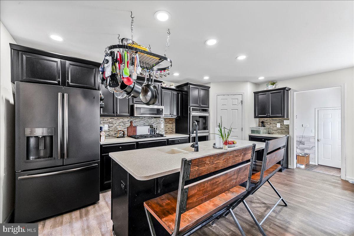 515 Boyce Street photo 4