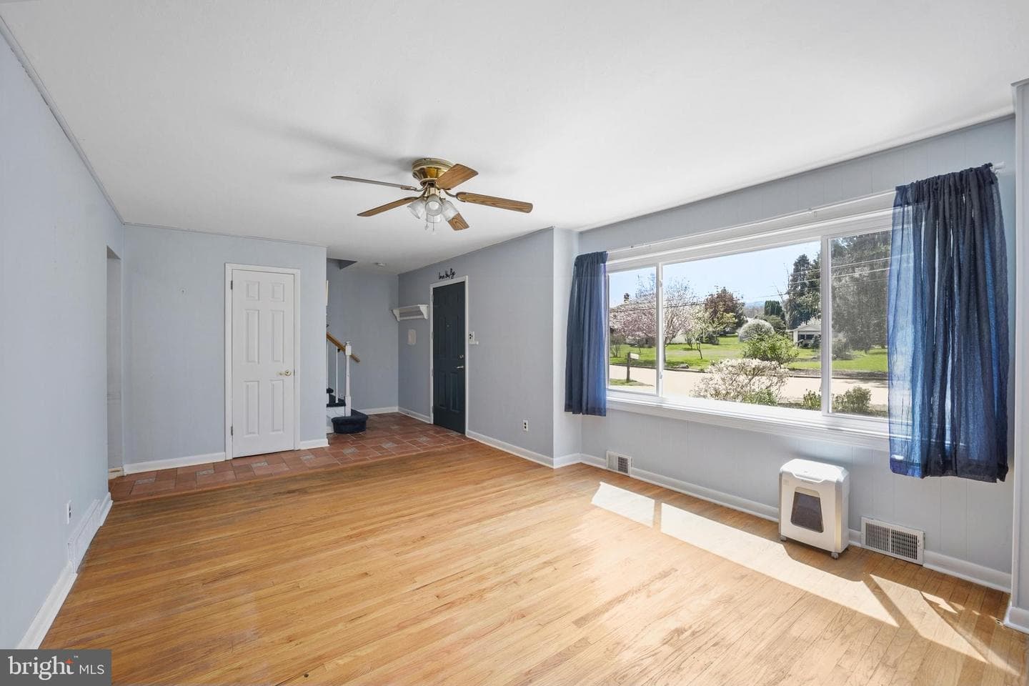 8 Locust Drive photo 12