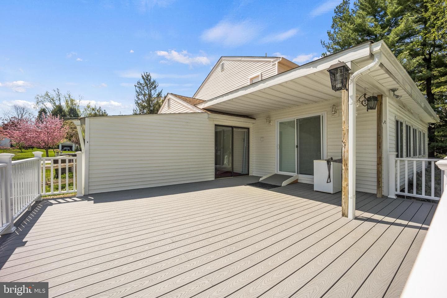8 Locust Drive photo 20