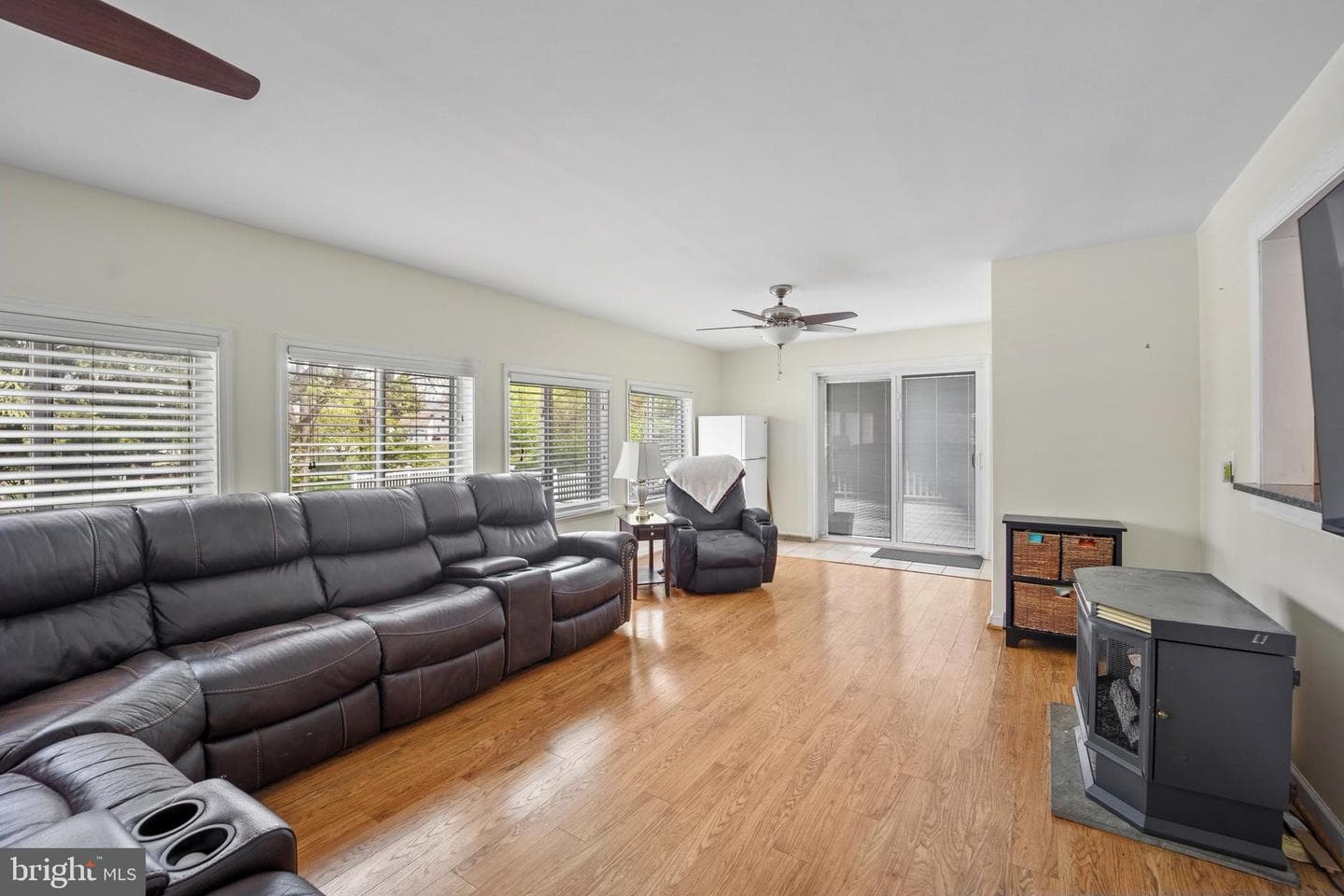 8 Locust Drive photo 9