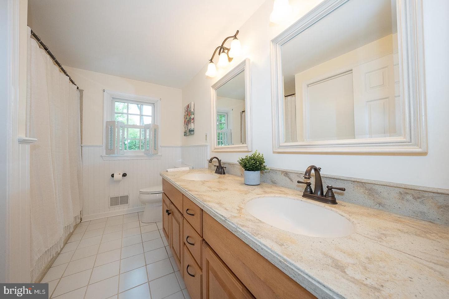 6 Quarterwood Road photo 40