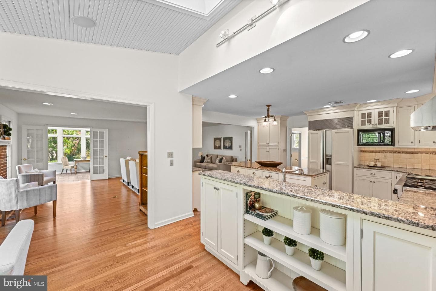 977 Ivycroft Road photo 12