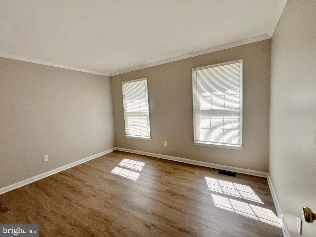 813 Tremont Drive photo 17
