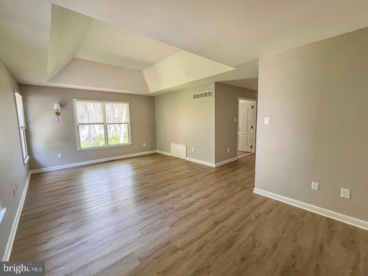 813 Tremont Drive photo 18
