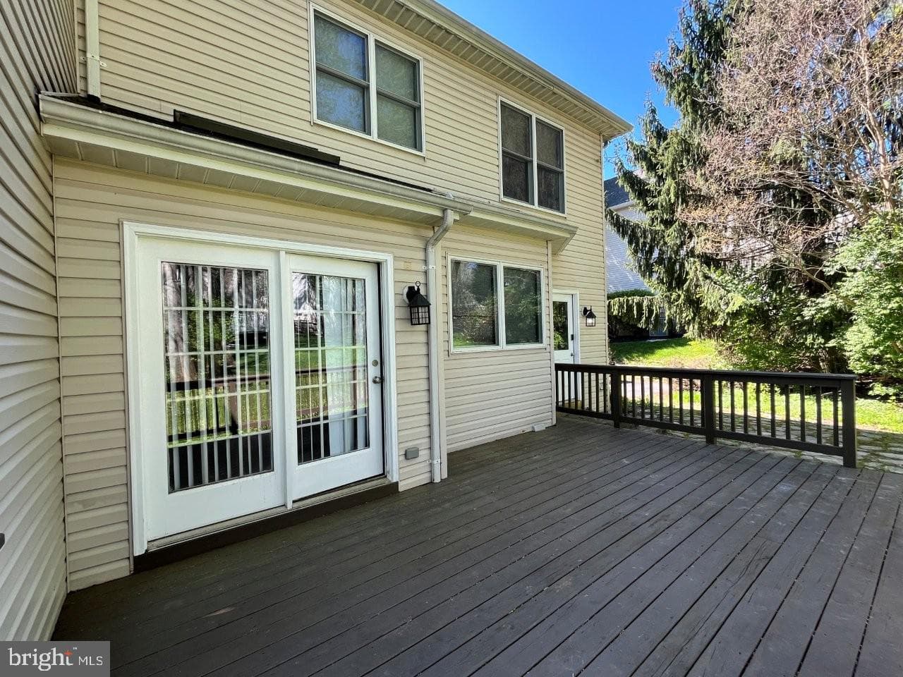 813 Tremont Drive photo 29