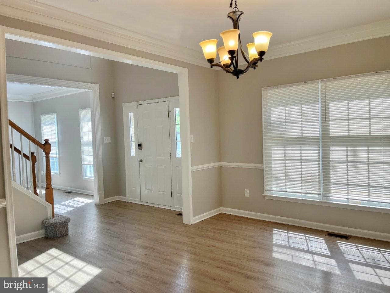 813 Tremont Drive photo 4