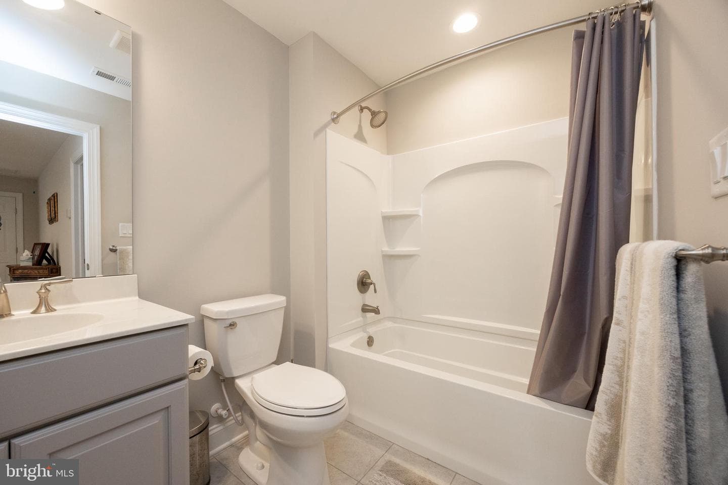 402 National Drive photo 23