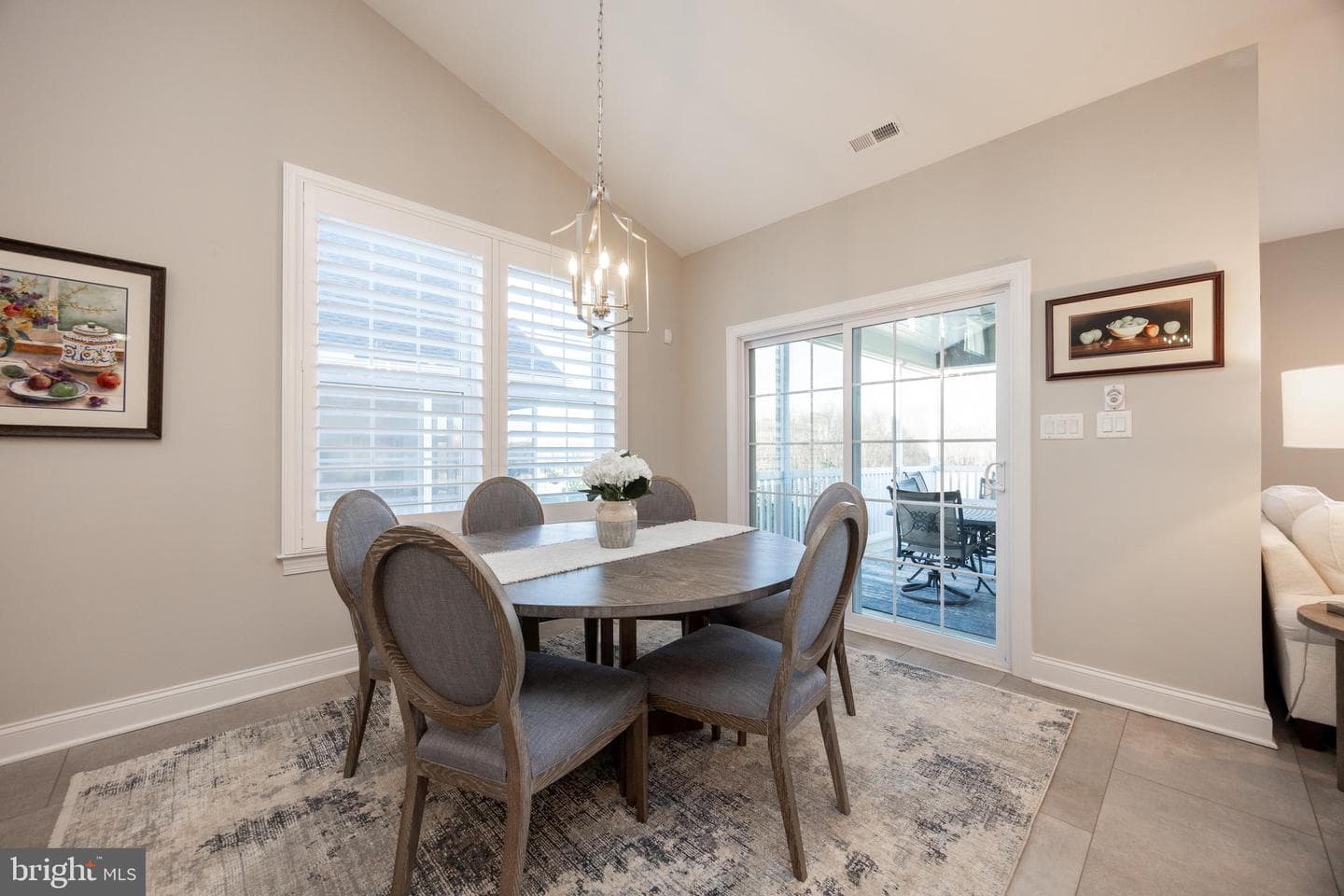 402 National Drive photo 29