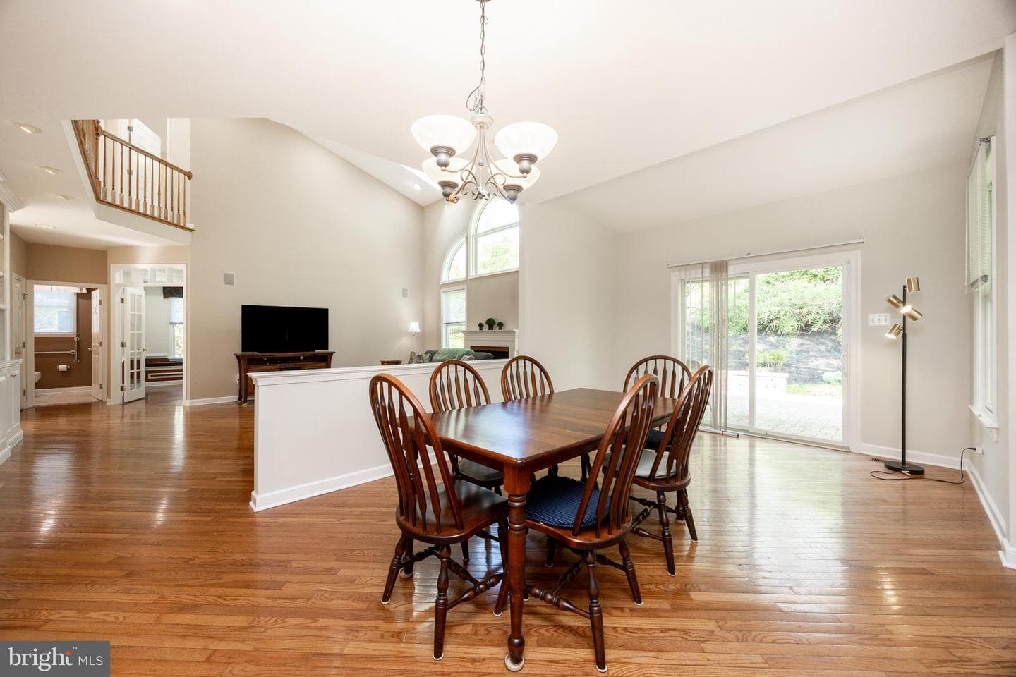 1303 Stonegate Drive photo 28