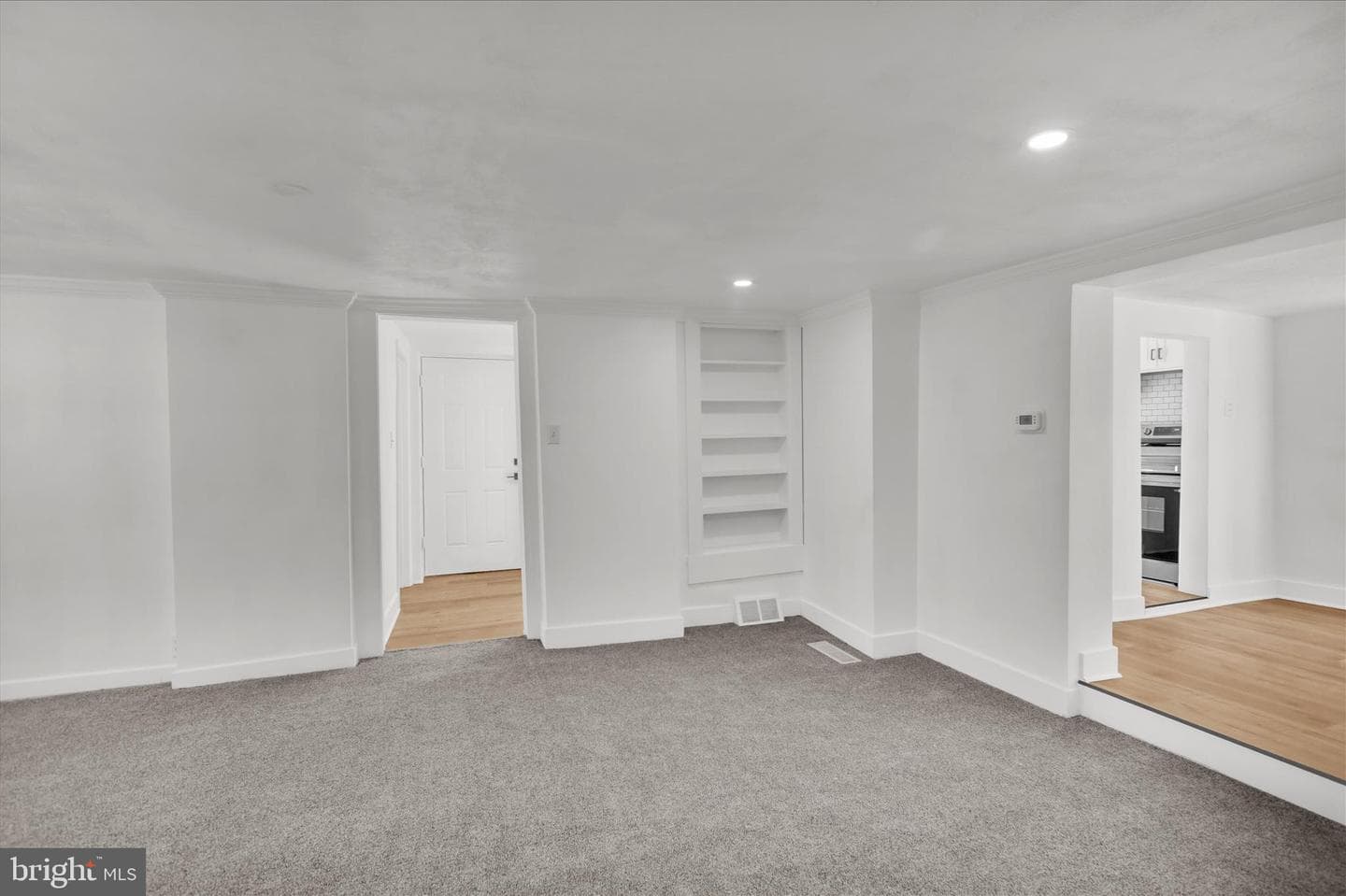 40 W Birch Street photo 12