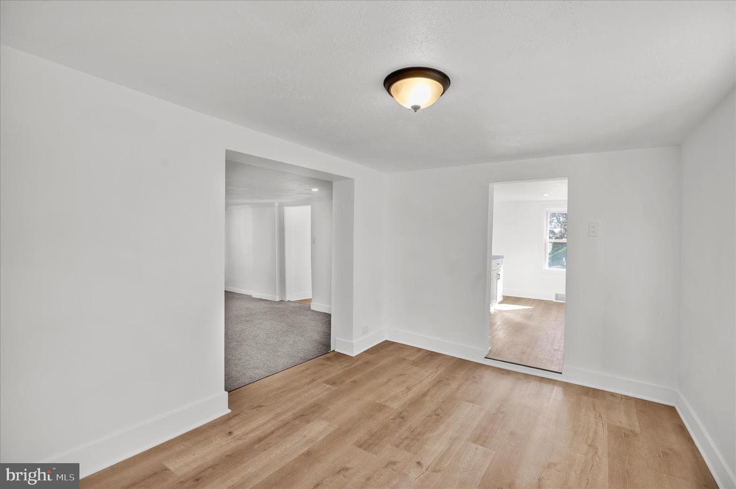 40 W Birch Street photo 17