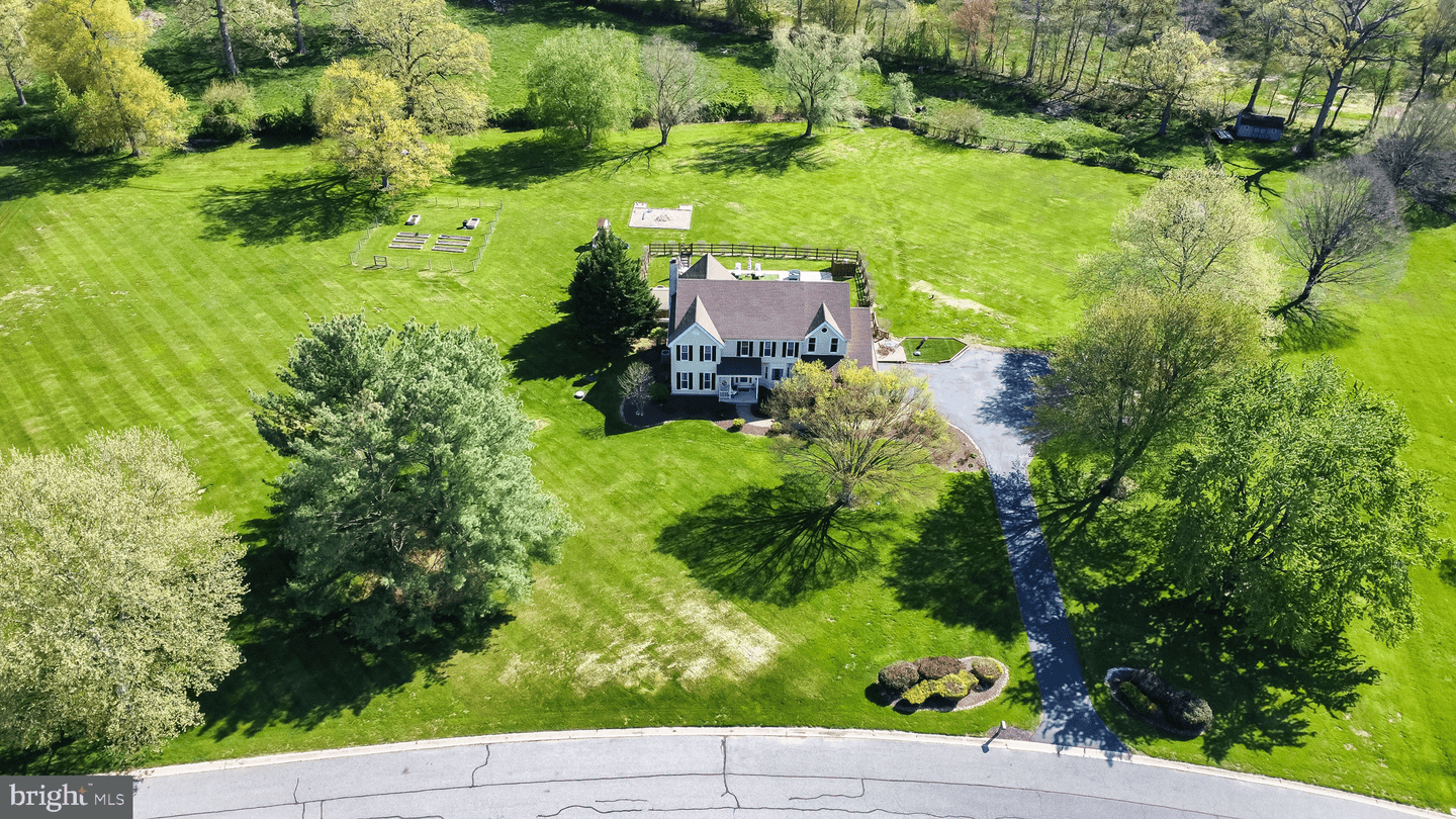 11 Meadow Wood Lane photo 56