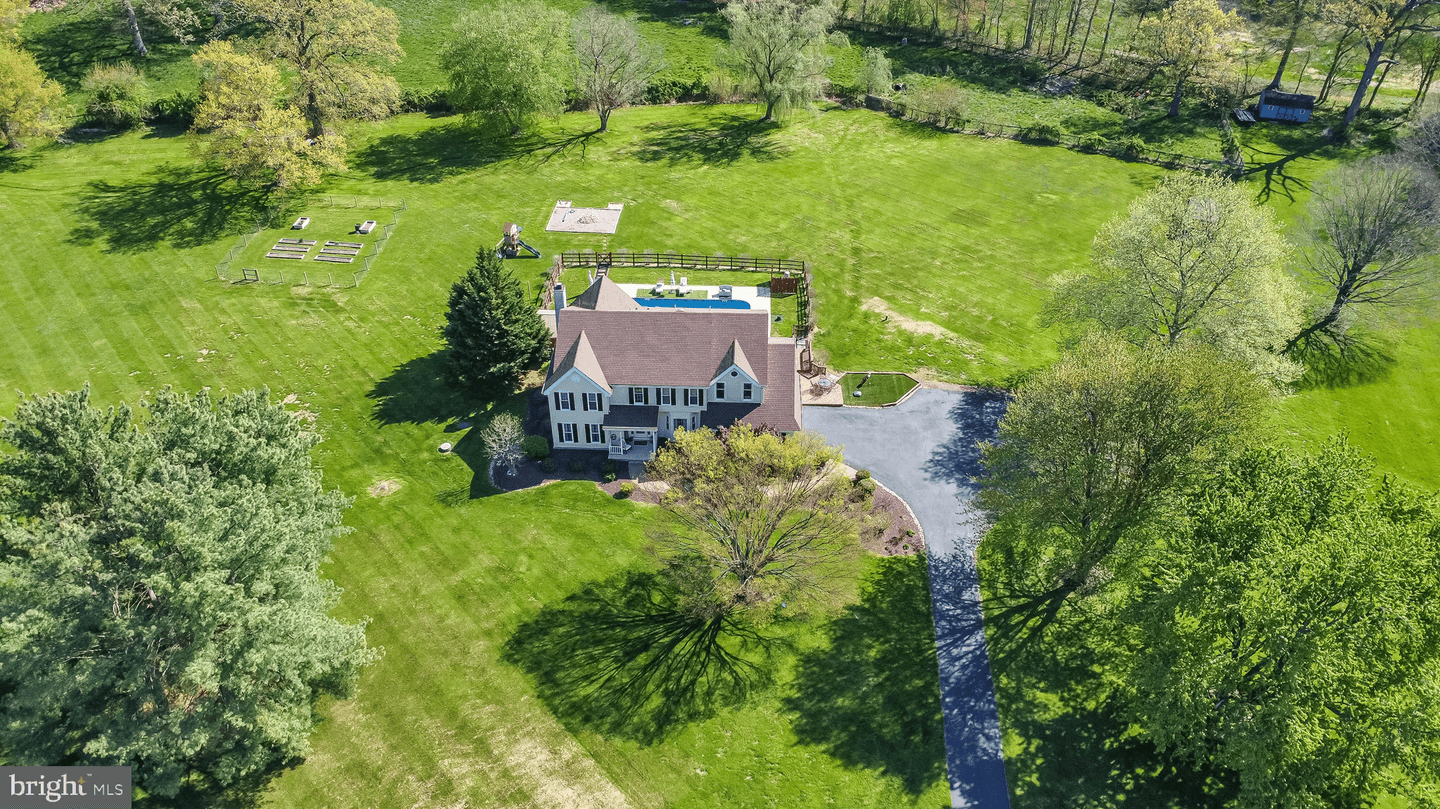 11 Meadow Wood Lane photo 60