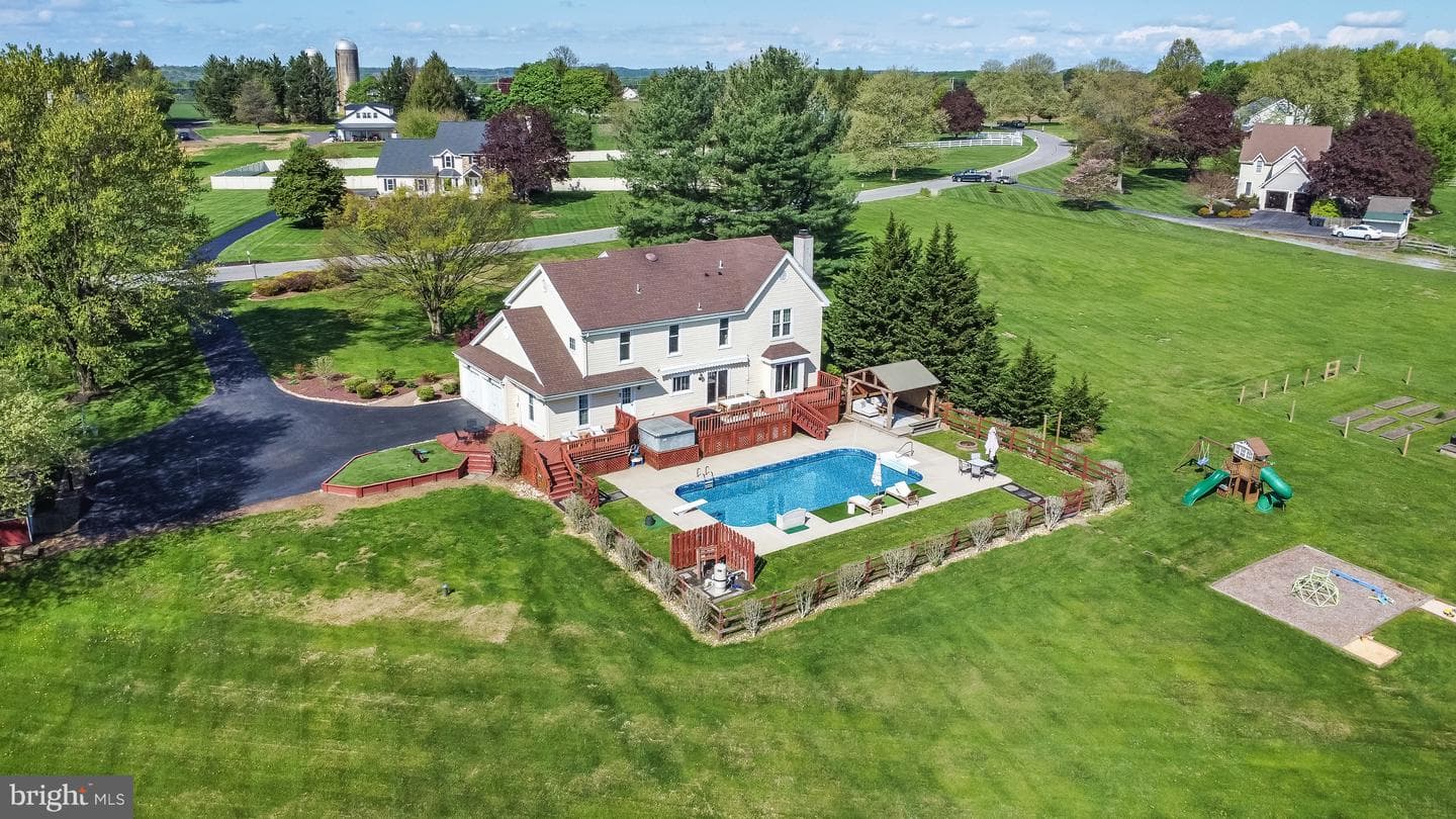 11 Meadow Wood Lane photo 61