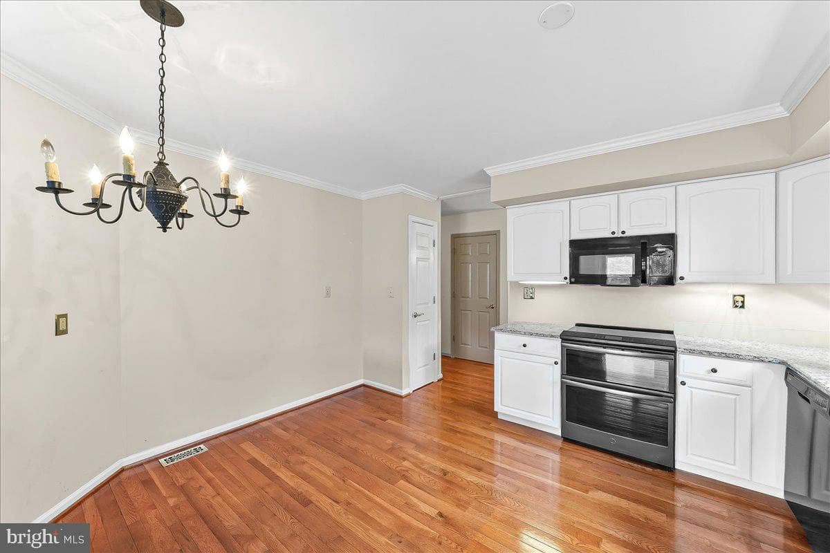 418 E Glenview Drive photo 10