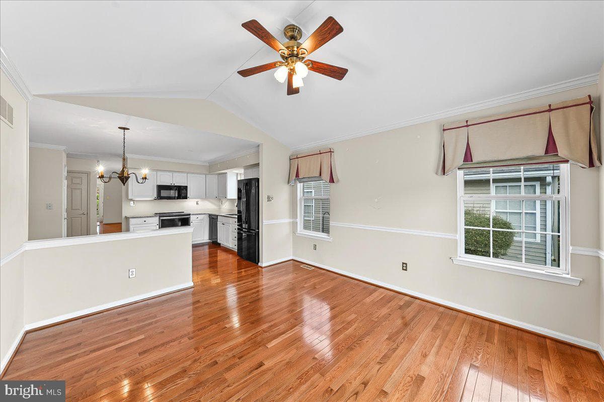 418 E Glenview Drive photo 5