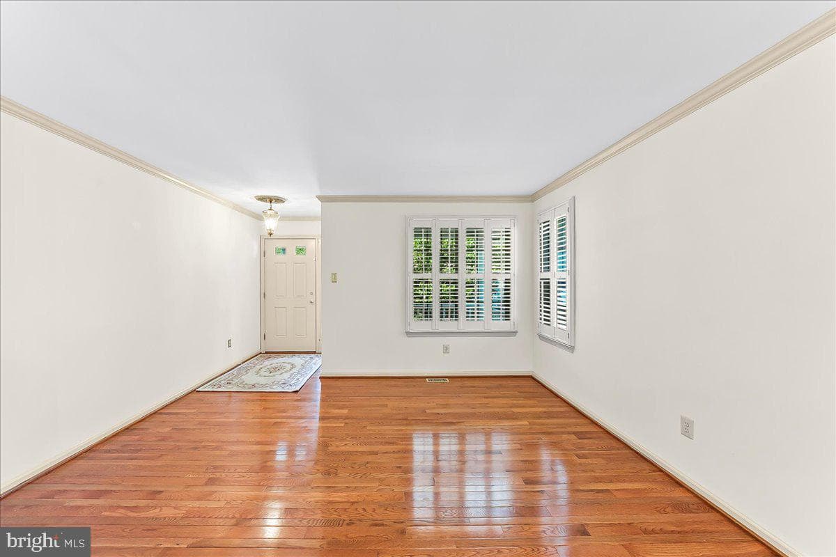 418 E Glenview Drive photo 6