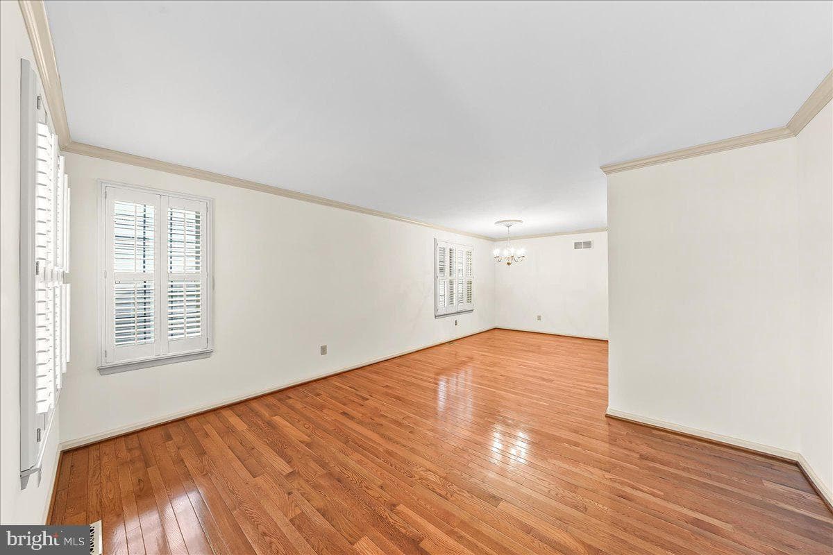 418 E Glenview Drive photo 7
