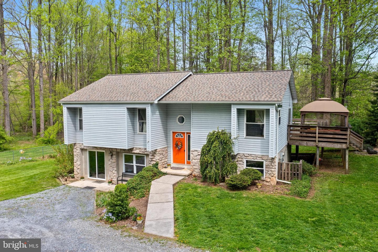 279 Lafayette Road