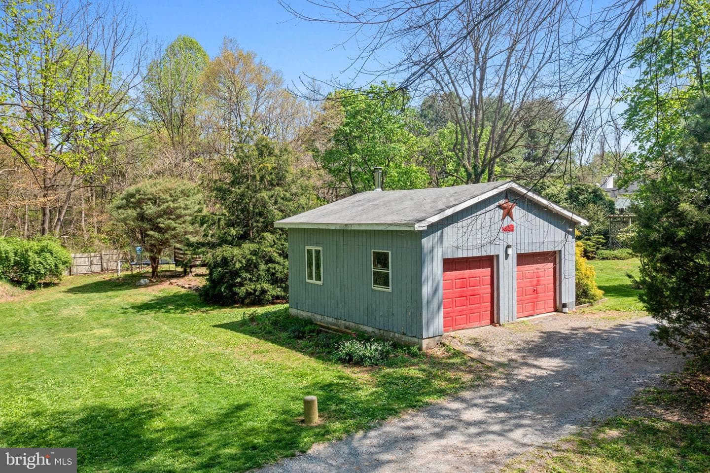 279 Lafayette Road photo 2