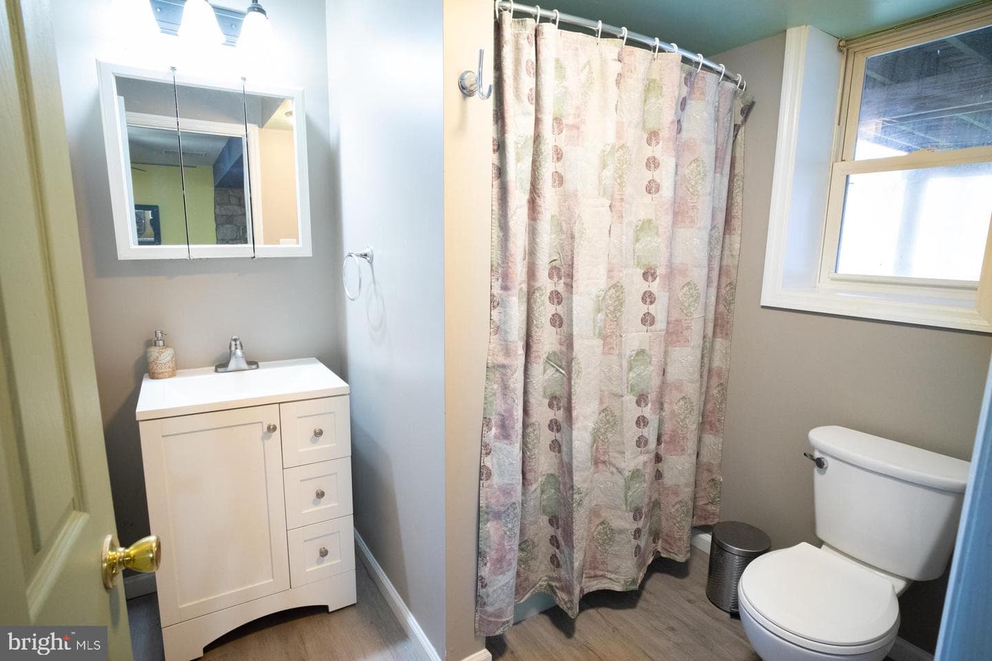 279 Lafayette Road photo 20