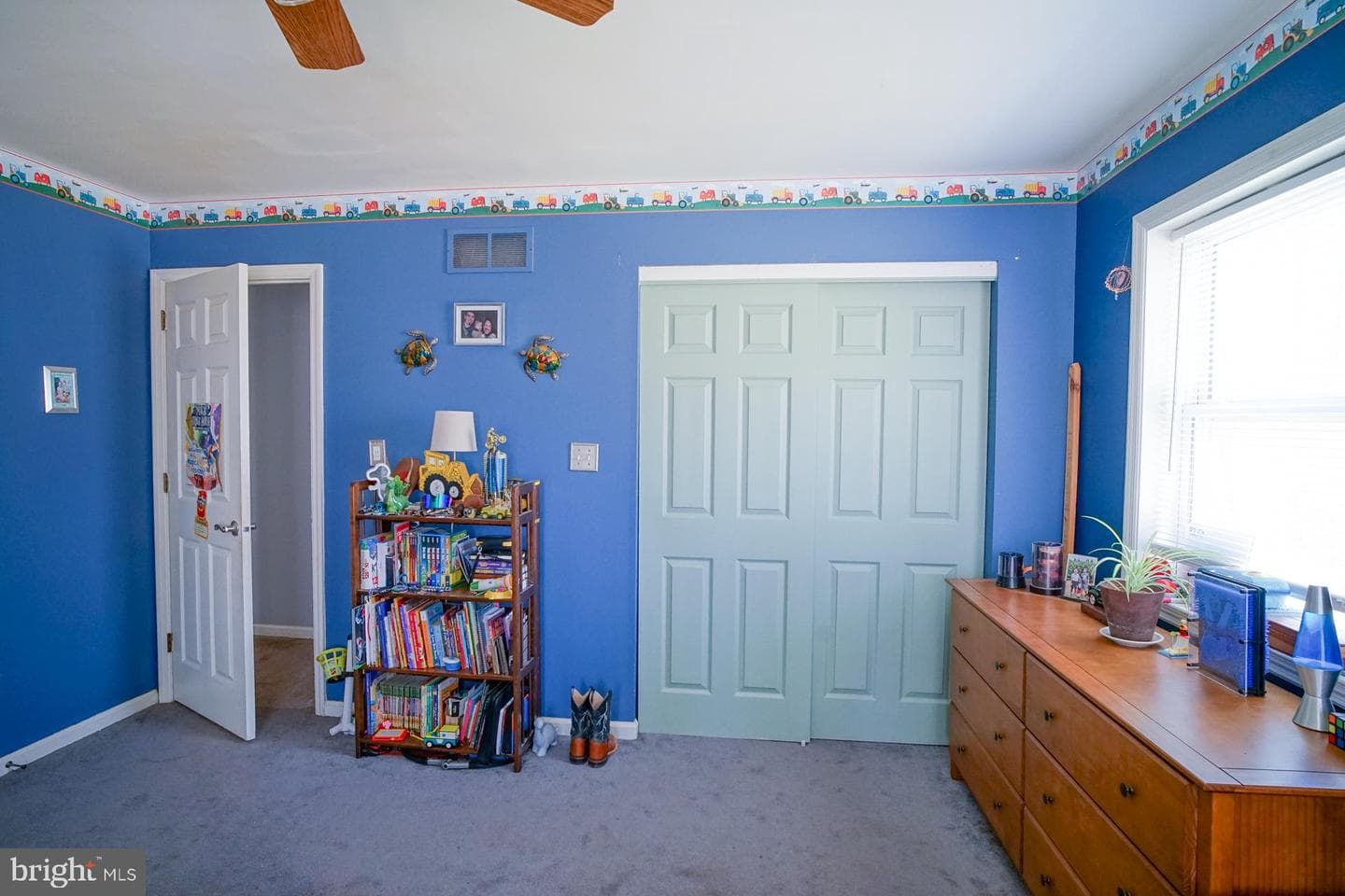 279 Lafayette Road photo 25