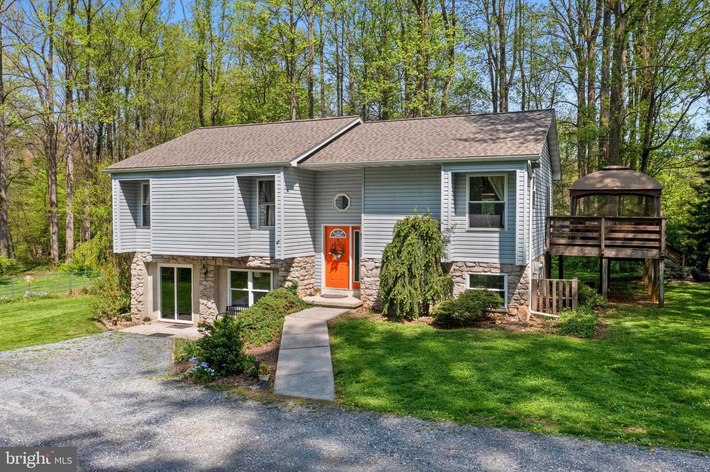 279 Lafayette Road photo 38