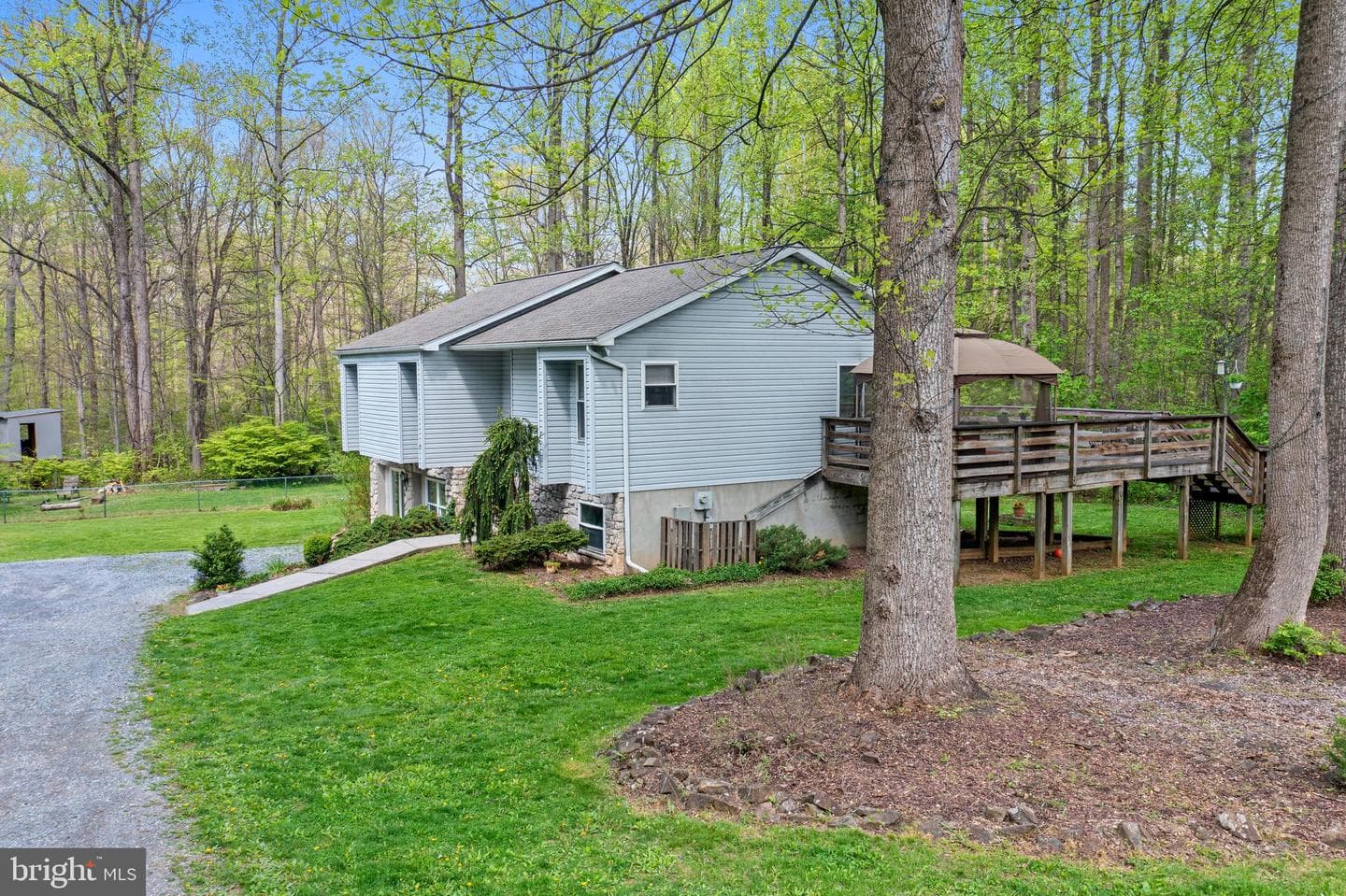 279 Lafayette Road photo 4