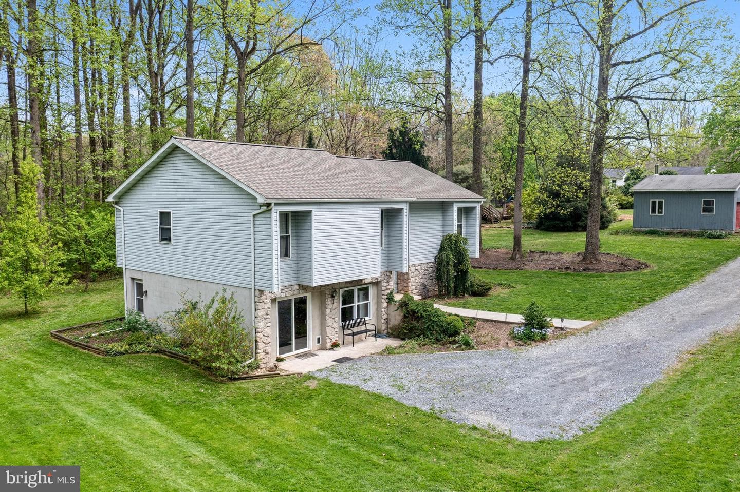 279 Lafayette Road photo 5
