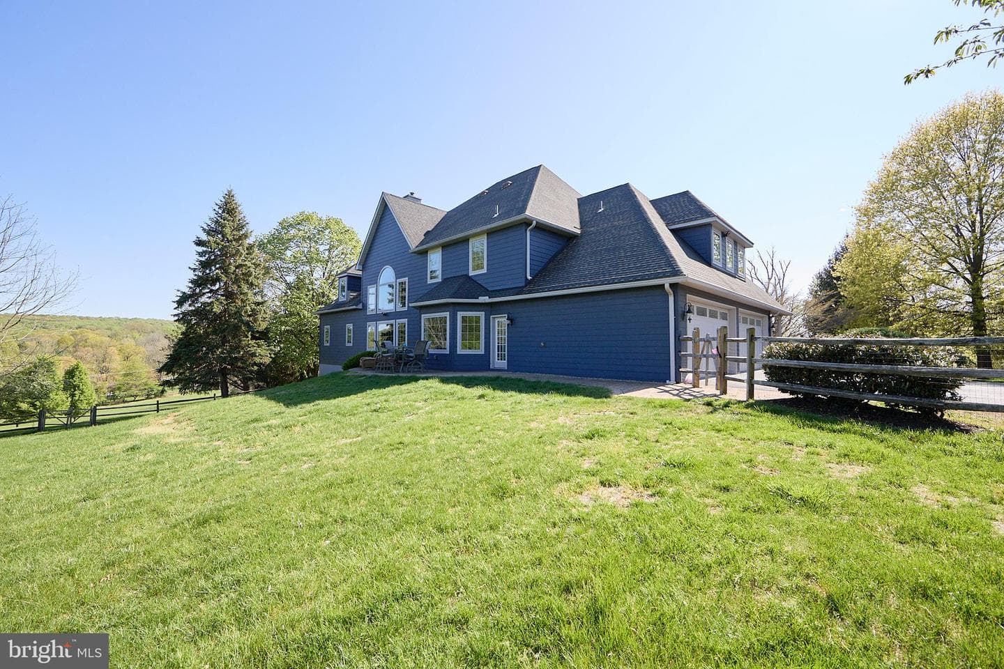 1012 Bodine Road photo 3