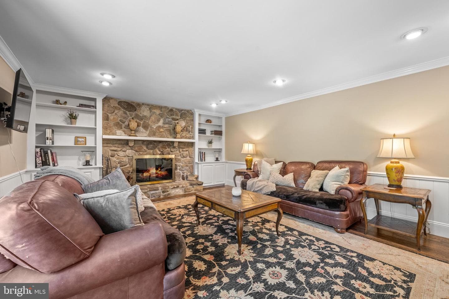 1064 Beaumont Road photo 13